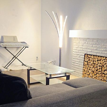 Charming Room With Attached Private Bath In The Heart Of Vancouver! Private Parking, Self Check-In & Just 4 Mins To Metrotown! Zewnętrze zdjęcie