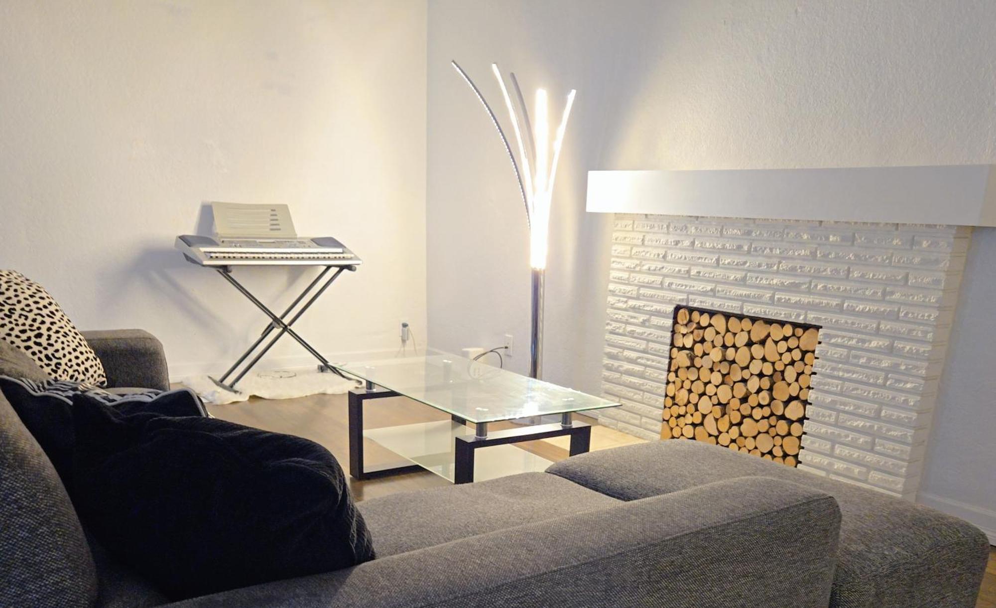 Charming Room With Attached Private Bath In The Heart Of Vancouver! Private Parking, Self Check-In & Just 4 Mins To Metrotown! Zewnętrze zdjęcie